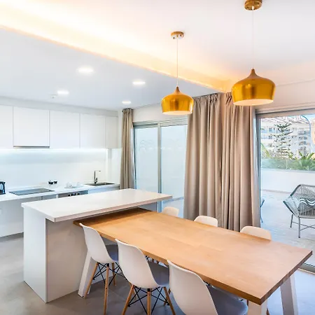 Ohasis Boutique アパートホテル 4*