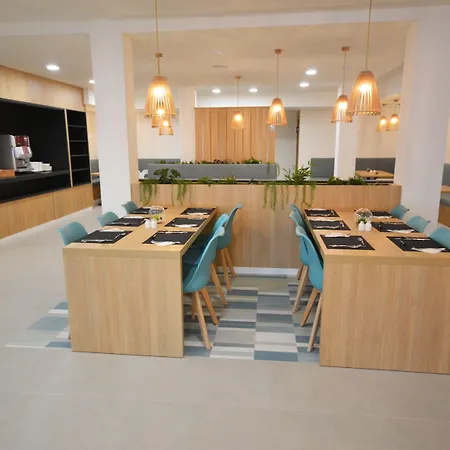 Ξενοδοχείο με διαμερίσματα Ohasis Boutique