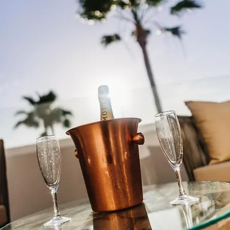 Lägenhetshotell Ohasis Boutique 4*